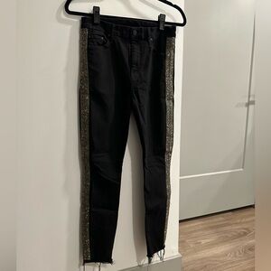 NWOT Mother High-Waisted Looker Ankle Fray Jeans in Guilty Flash, size: …